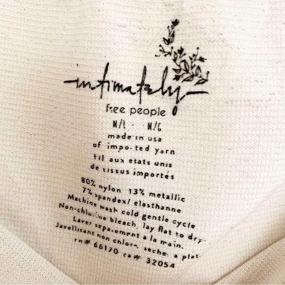 Intimately Free People Cream Metallic Silver L/S Knit Top M/L - Picture 4 of 4